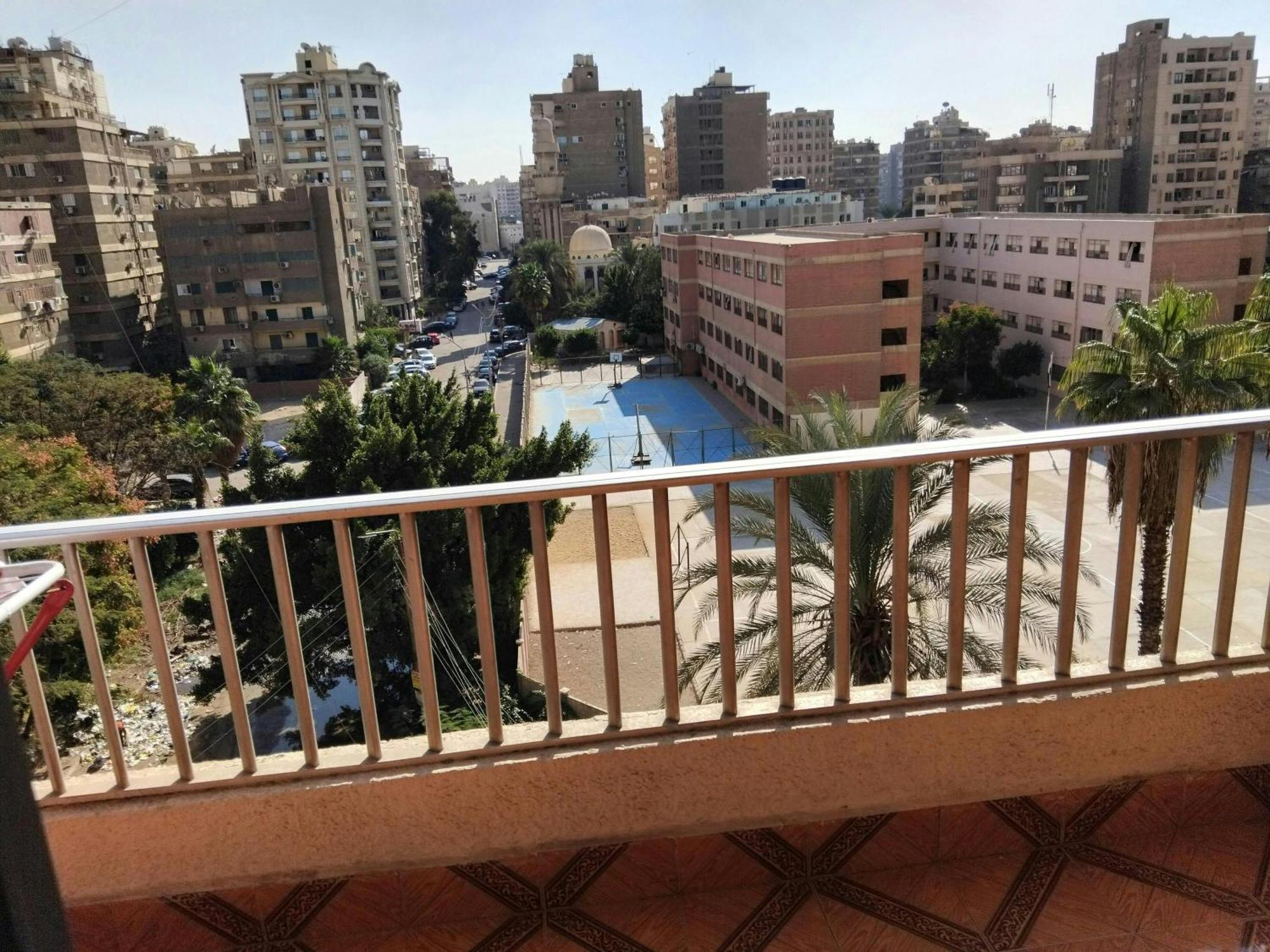 Boho Chic Retreat In The Midst Of Cairo City Life Exterior photo
